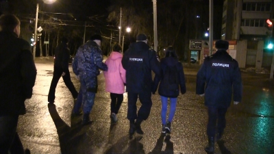 В Йошкар-Оле 9 подростков "схватила" полиция за прогулки по городу
