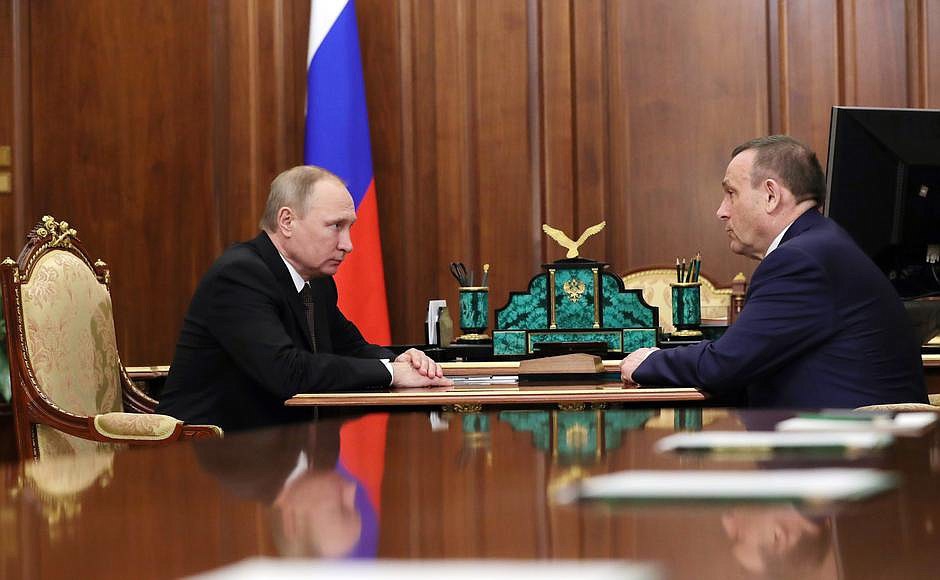 Появилось видео, как Путин делает Евстифееву предложение возглавить Марий Эл