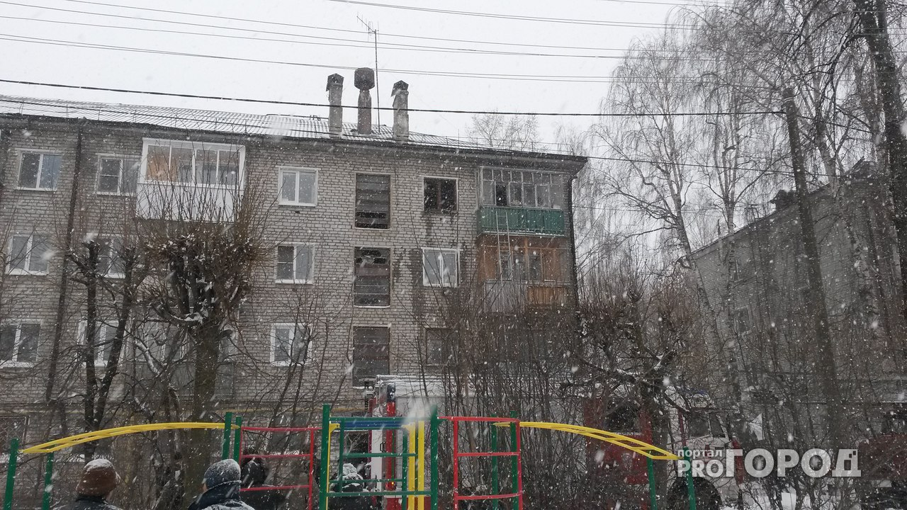 В центре Йошкар-Олы у пенсионера загорелась квартира (видео)