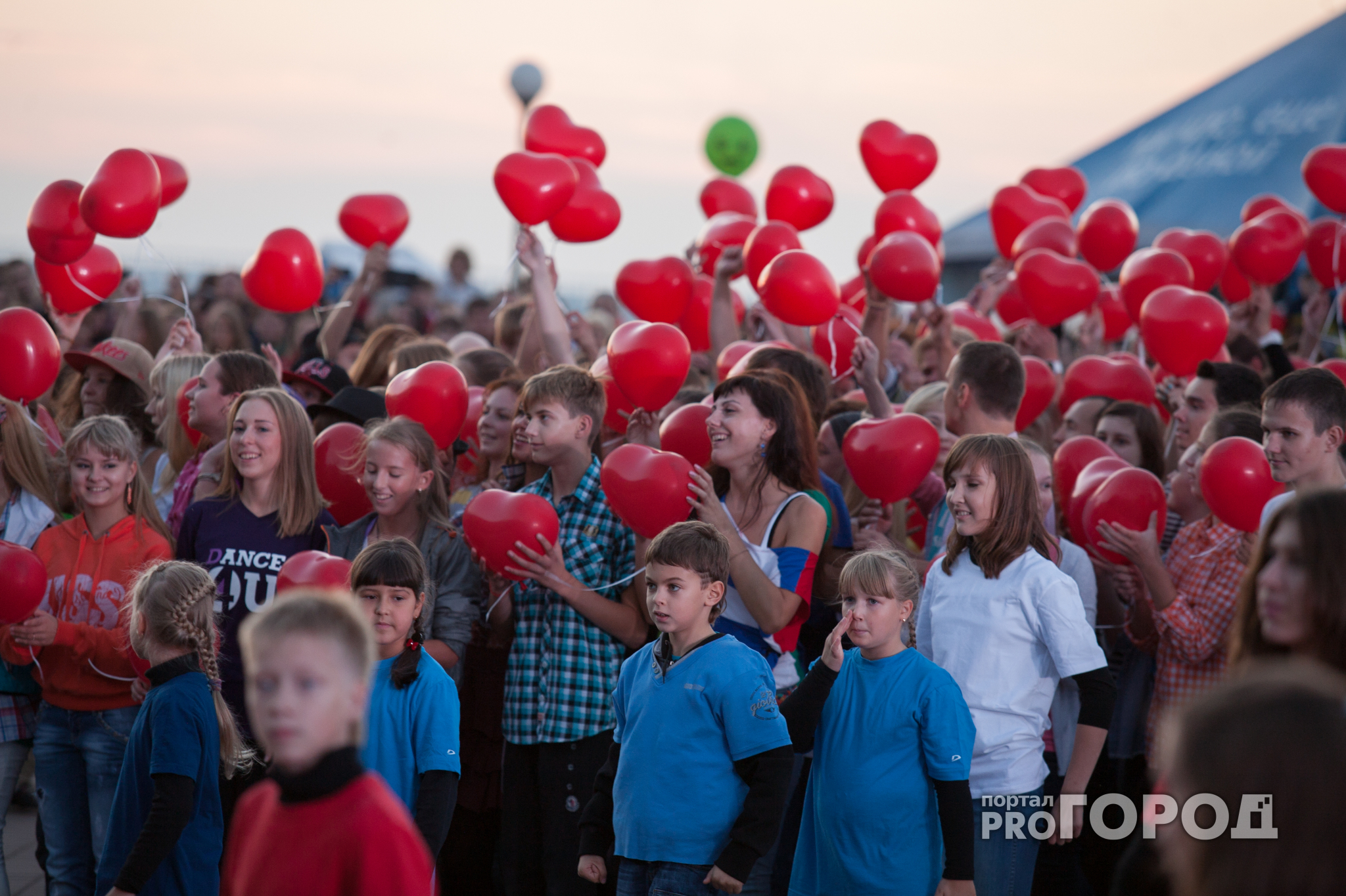 В День России йошкаролинцев ждут народные забавы и молодежные акции