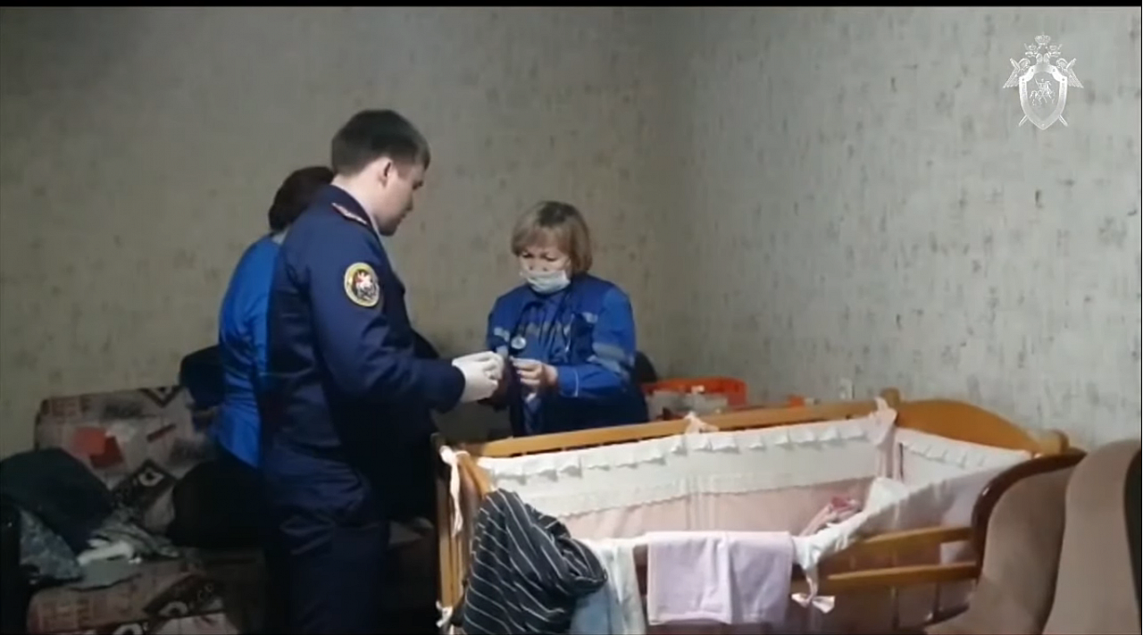Появилось видео оперативной съемки в квартире похитительницы новорожденной в Йошкар-Оле