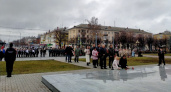 Сотни йошкаролинцев почтили память погибших в борьбе за мир и справедливость