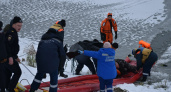 Провалившийся под лед в центре Йошкар-Олы мужчина находится в больнице: как он