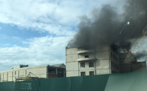 Подробности пожара в Йошкар-Оле: в долгострое горел мусор