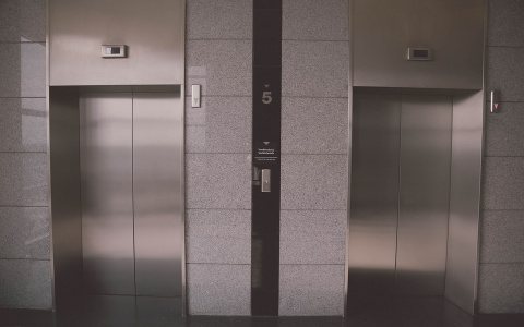 В Йошкар-Оле лифт включили один раз для «показухи» перед правительством?