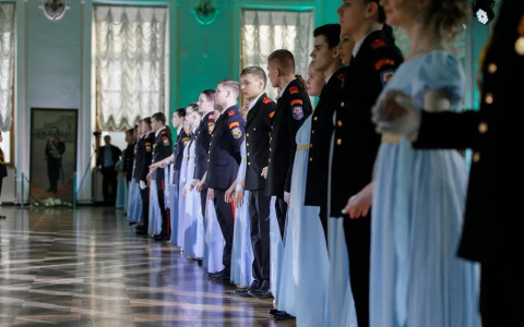 Более ста йошкаролинцев потанцуют на первом кадетском балу