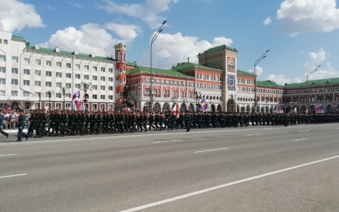 На главной улице Йошкар-Олы проходит Парад Победы