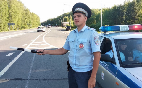 Полицейский из Йошкар-Олы рассказал, как с товарищем спасли задыхающуюся девушку