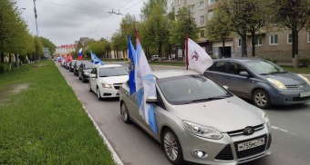 В Йошкар-Оле проходит “Автопробег Победы”: “Мы, русские, не забываем свою историю”