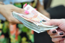 На торговой базе Йошкар-Олы мужчине обменяли более 20 тысяч рублей на билеты «Банка приколов»