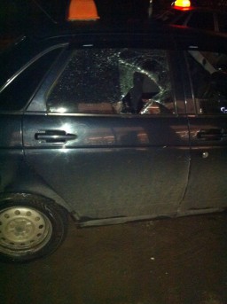 Агрессивный мужчина ездил по Йошкар-Оле и разбивал машины топором