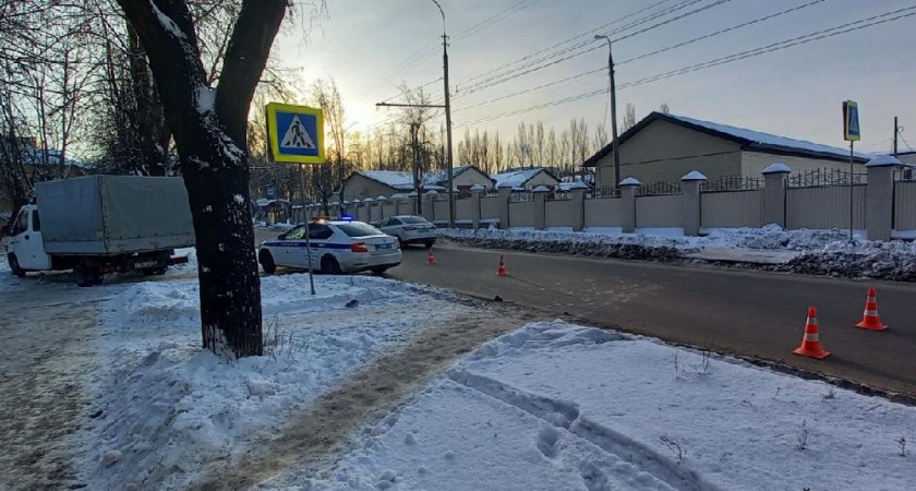 «Ищут очевидцев или запись регистратора»: в Йошкар-Оле на Суворова ГАЗель сбила женщину 