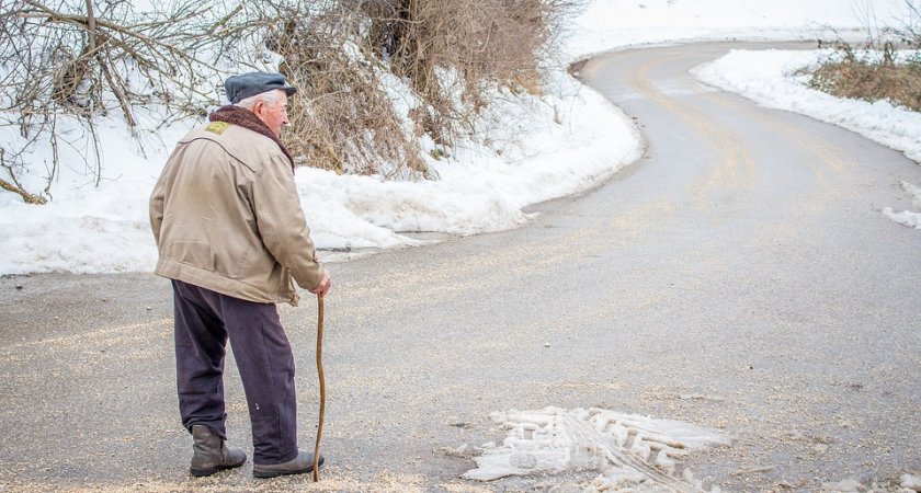 «Встанут с колен»: в России могут начать выплачивать пенсию бездомным