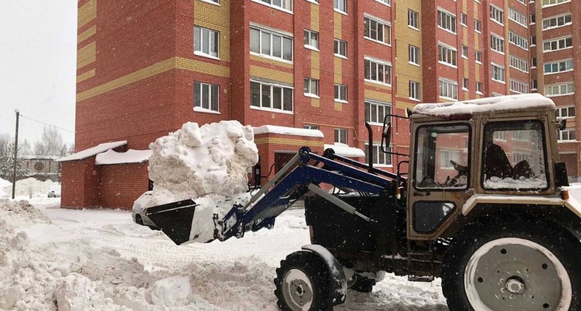 «Кругом снег»: в Йошкар-Оле начали штрафовать за несвоевременную уборку дворов