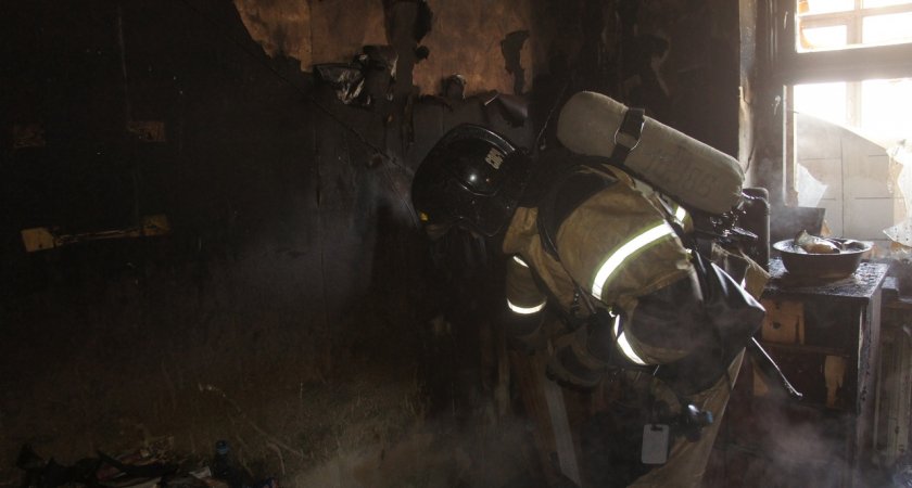 В Йошкар-Оле из-за пожара эвакуировали жильцов многоэтажки