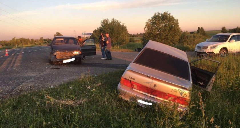 В ДТП на трассе в Медведевском районе пострадали три человека  