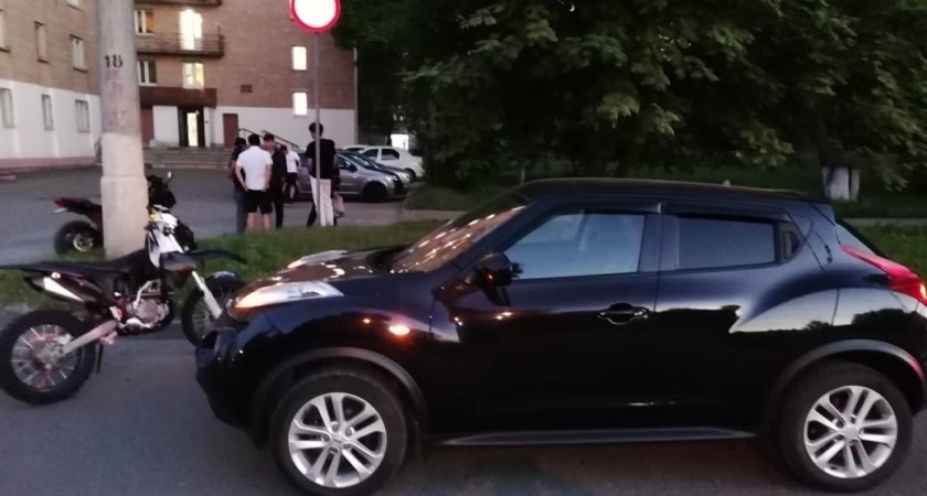 В Йошкар-Оле ищут очевидцев ДТП с участием иномарки и мотоцикла