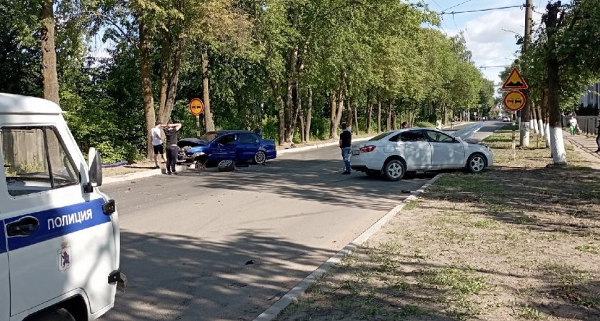 В Йошкар-Оле при столкновении двух авто пострадал ребенок