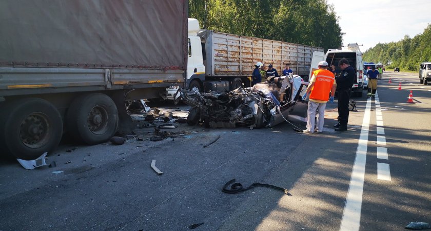 Утром в Медведевском районе произошло смертельное ДТП