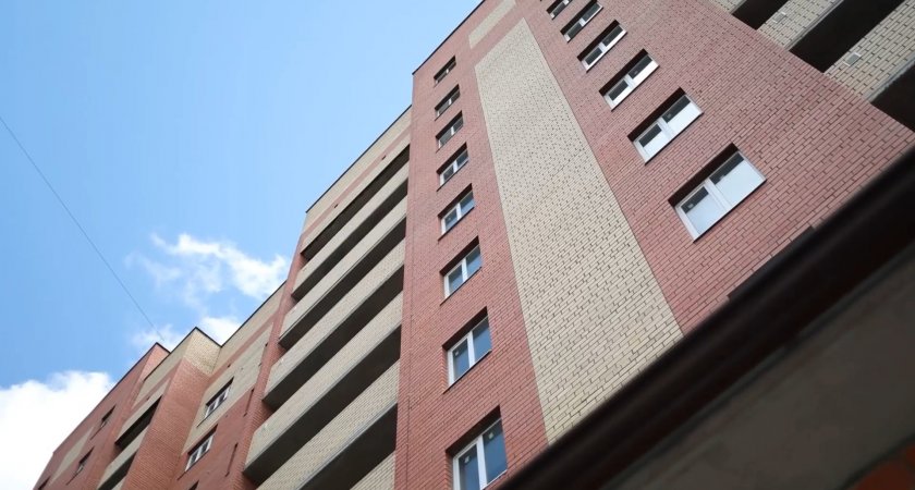 Жителям Медведевского района выдали ключи от новых бесплатных квартир