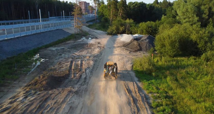 Власти Йошкар-Олы показали строительство магистральной улицы с дрона