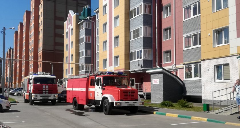 В йошкаролинской многоэтажке произошел пожар