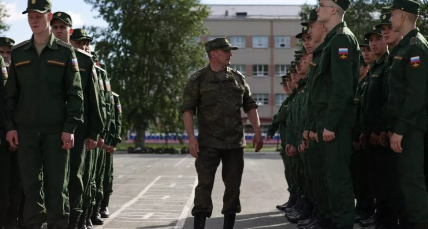 В Минобороны России ответили на распространенные вопросы про частичную мобилизацию