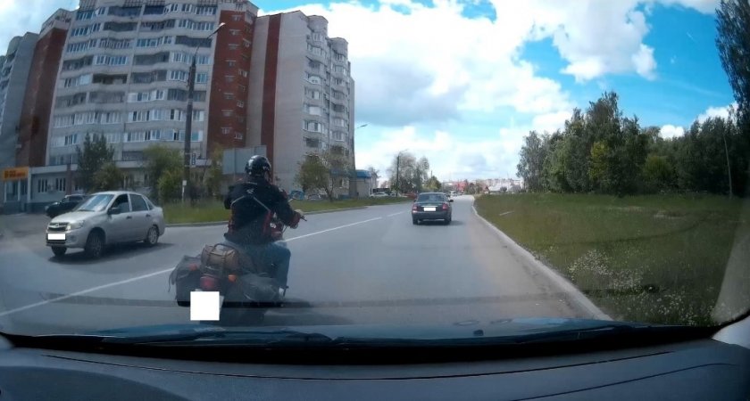 В Йошкар-Оле два водителя устроили догонялки на дороге: один погиб