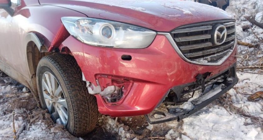 В Волжске пьяный водитель Mazda пострадал в ДТП
