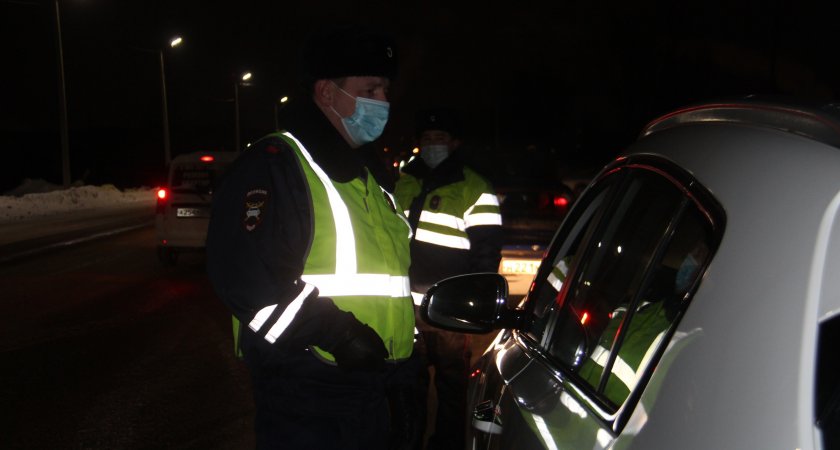 Житель Марий Эл не заплатил штраф за пьяную езду и чуть не остался без машины