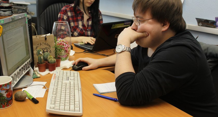 Ни в коем случае не говорите об этом с коллегами, а то уволят: 7 запрещенных тем