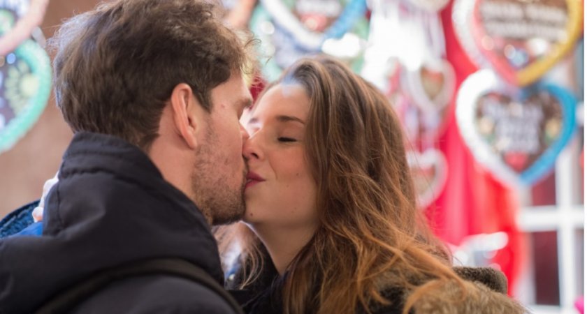 Этим знакам зодиака 14 февраля подарит истинное наслаждение: вы будете купаться в любви