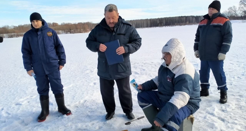 Спасатели Марий Эл рассказали, когда запретят рыбакам выход на лед