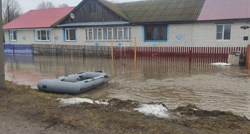 В пригороде Йошкар-Олы из-за паводка затопило 11 домов 