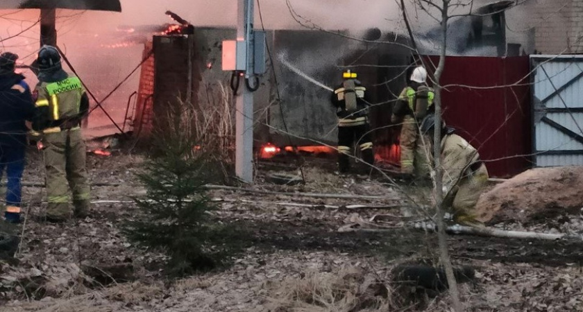 Женщина случайно проснулась ночью и спасла свою семью в Медведевском районе