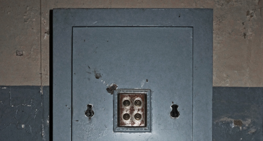 Молодой йошкаролинец ограбил дом богачей, вскрыв сейф