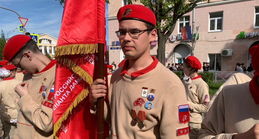 Герой России из Марий Эл, погибший на СВО, появился на значках йошкар-олинских юнармейцев