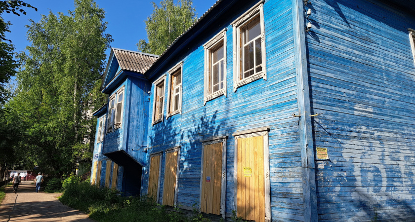 В Йошкар-Оле разрушат 13 заброшенных и аварийных домов