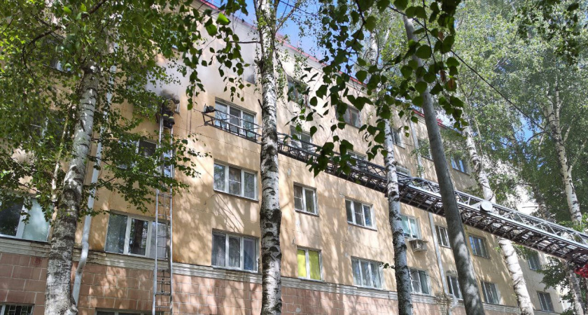 В Йошкар-Оле вспыхнула квартира из-за подключенной зарядки