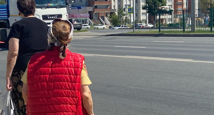 Марийская бабушка закрывала хозяйство по-старинке и потом не нашла в шкафу сбережения