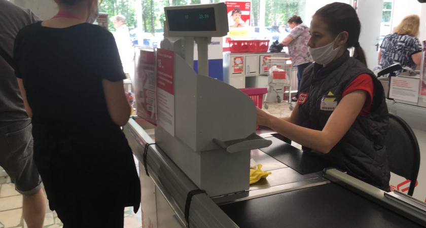 Всех, у кого есть "Сбербанк онлайн", предупредили о важном решении: причем здесь стикеры