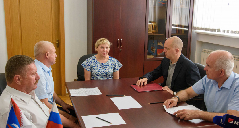 Жителям пришлось дойти до главы Марий Эл, чтобы им отремонтировали дороги