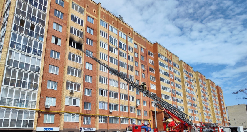 Йошкаролинец заметил дым из окна квартиры на 6-м этаже