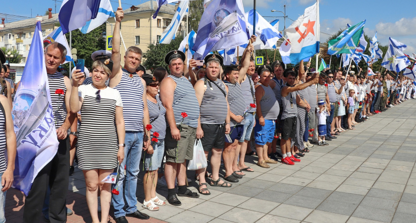 Йошкаролинцы пройдут стройным маршем в День военно морского флота