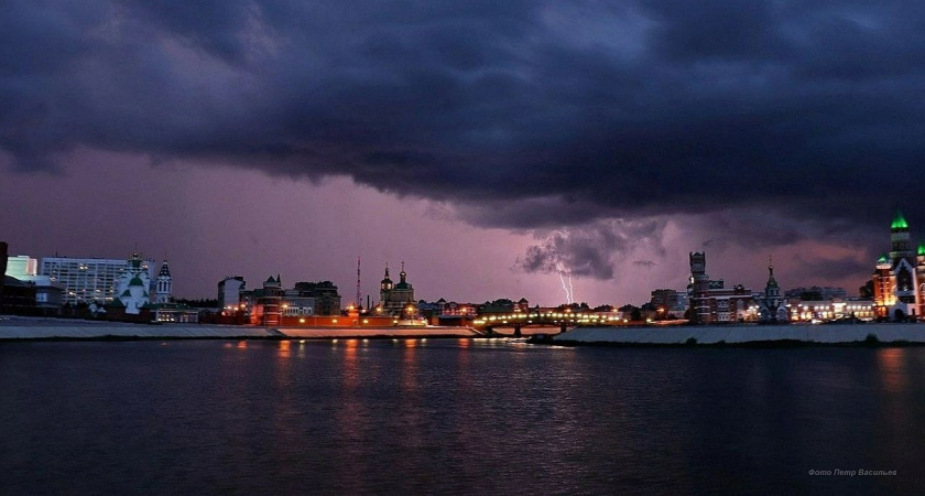 МЧС объявило штормовое предупреждение в ближайший час