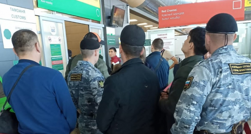 Семь иностранцев приехали в Марий Эл на заработки, но не встали на миграционный учет