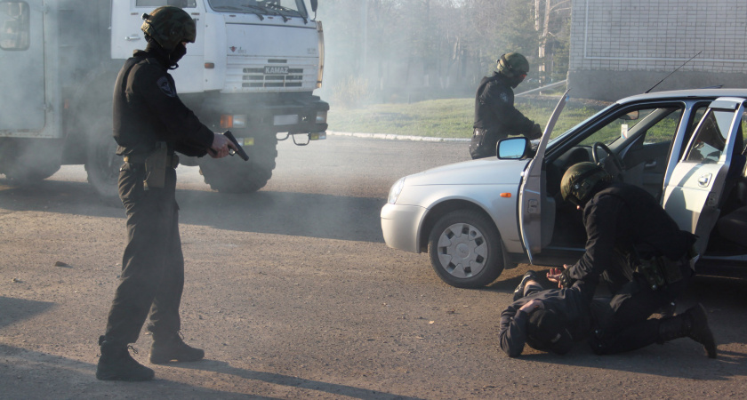 8 октября в Марий Эл отмечают свой профессиональный сотрудники СОБР “Берсерк”
