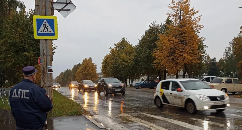 В связи с непогодой водителям Марий Эл напоминают о соблюдении ПДД