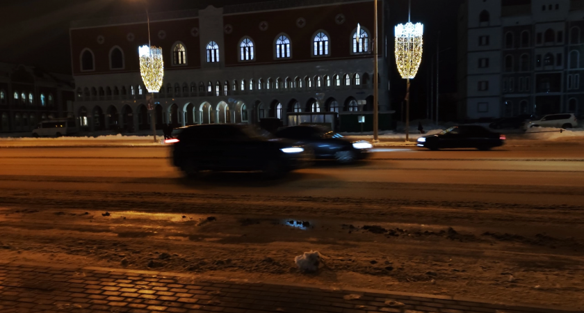 Погода ухудшилась, дороги стали опаснее: Госавтоинспекция предупреждает водителей и пешеходов 