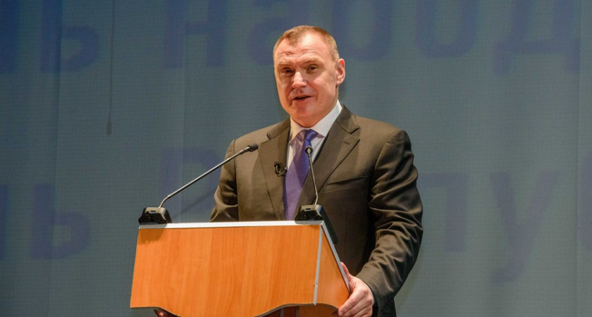 Зайцев поздравил жителей Марий Эл с Днем народного единства и Днем республики